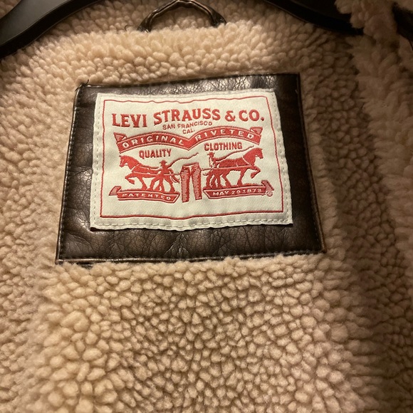 Levi’s jacket - Picture 4 of 6